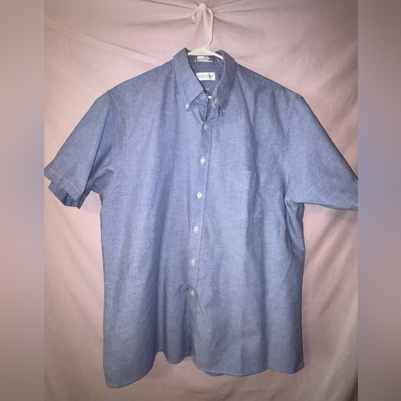 Men’s Denim Van Heusen Wrinkle Free Short Sleeve Button Down - Picture 1 of 8